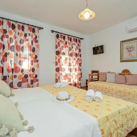 Alykes Studios & Suites Agios Prokopios  Exterior photo